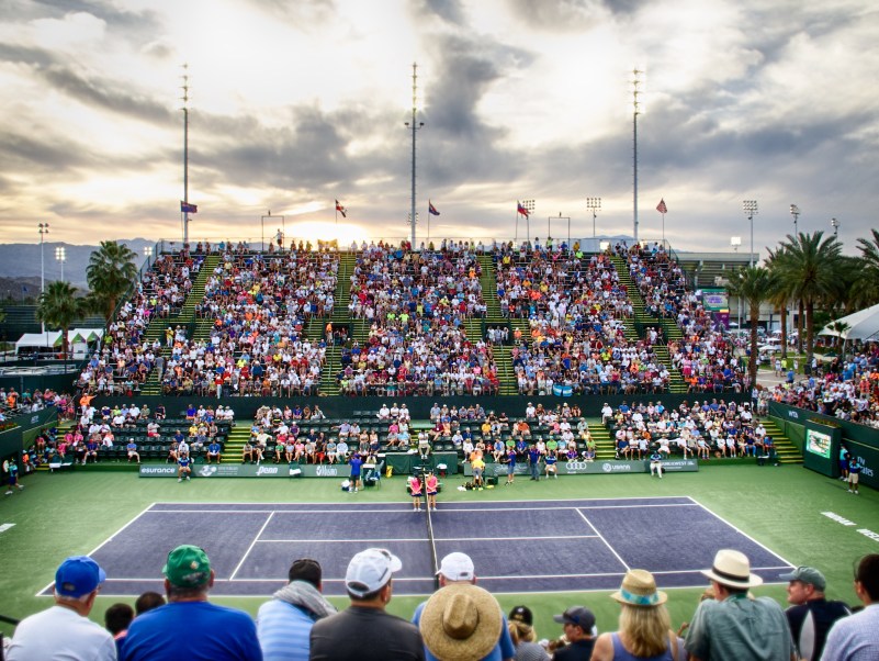 Tennis crowd