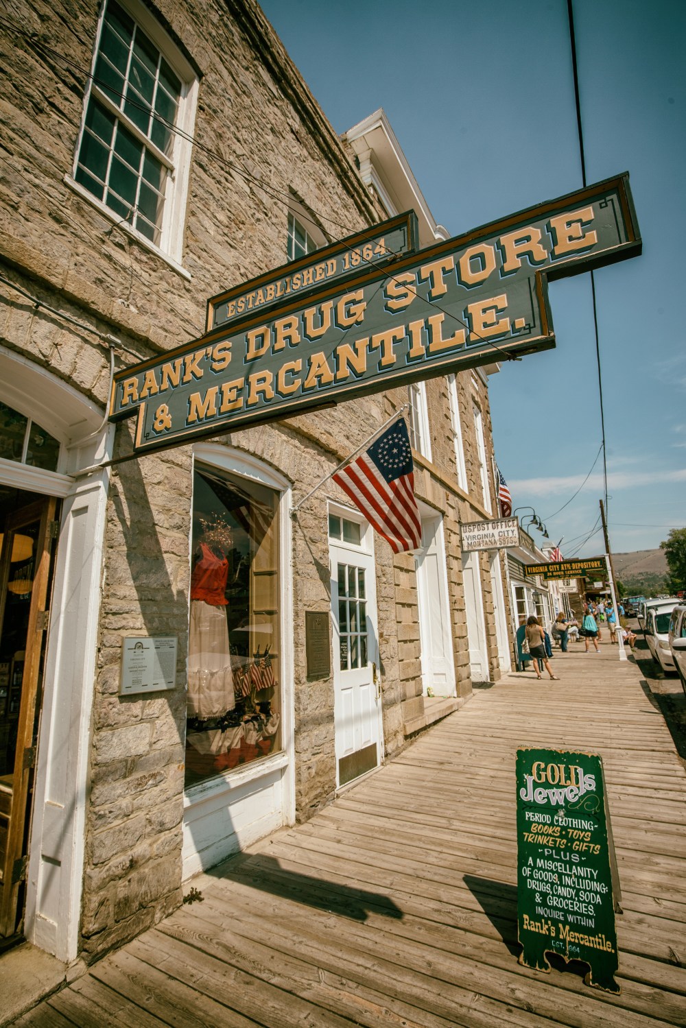 old fashioned drug store